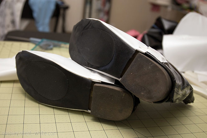 Portal 2 boots - PuyoDa's Cosplay Log